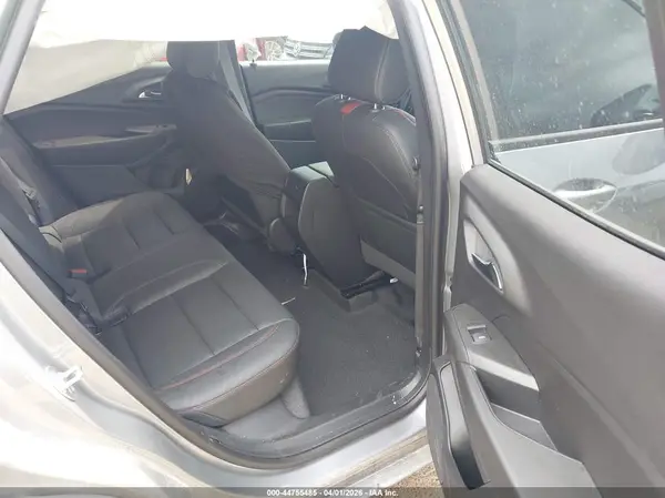 KL77LJEP6SC303669 2025 CHEVROLET TRAX - Image 8
