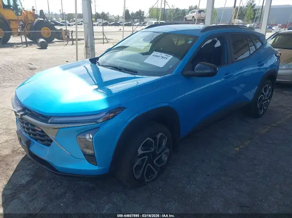 KL77LJEP6SC313182 2025 CHEVROLET TRAX - Image 2