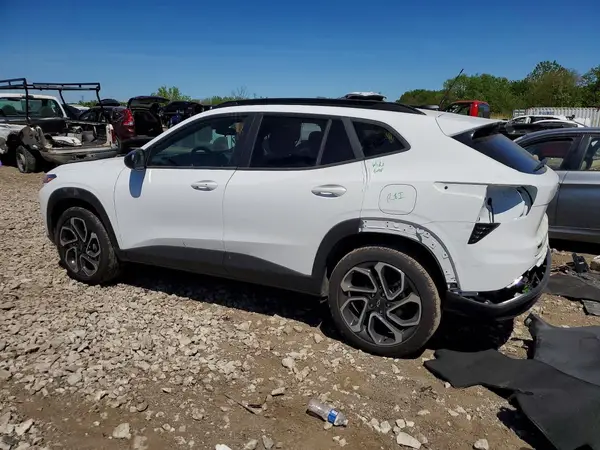 KL77LJEP6TC079935 2026 CHEVROLET TRAX - Image 2