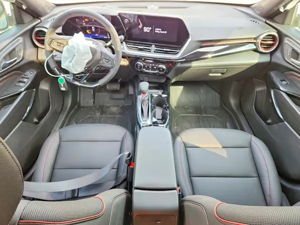 KL77LJEP6TC085959 2026 CHEVROLET TRAX - Image 8