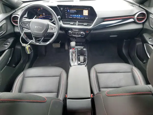 KL77LJEP7SC011707 2025 CHEVROLET TRAX - Image 8