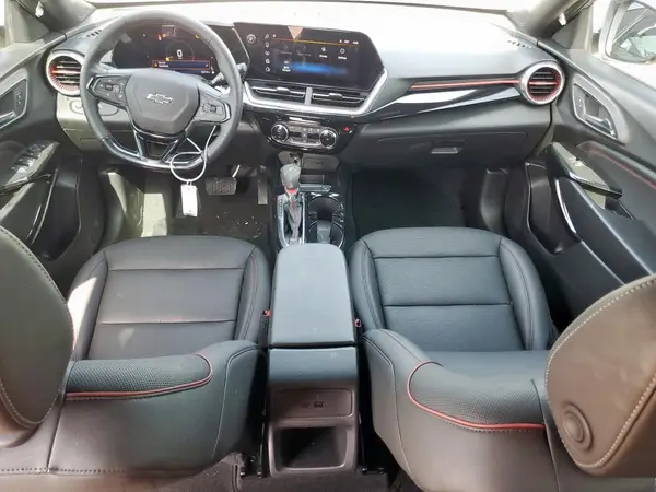 KL77LJEP7SC044741 2025 CHEVROLET TRAX - Image 8