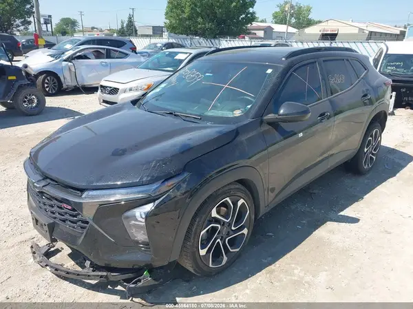 KL77LJEP7SC057148 2025 CHEVROLET TRAX - Image 2