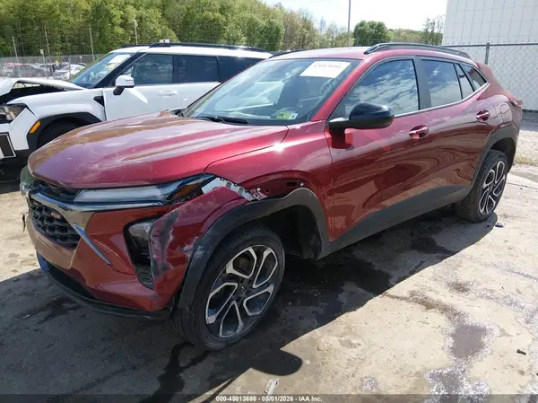 KL77LJEP7SC067100 2025 CHEVROLET TRAX - Image 2