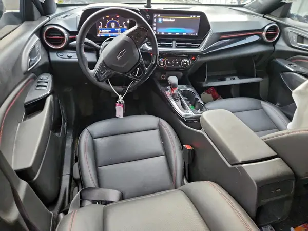 KL77LJEP7SC078646 2025 CHEVROLET TRAX - Image 8