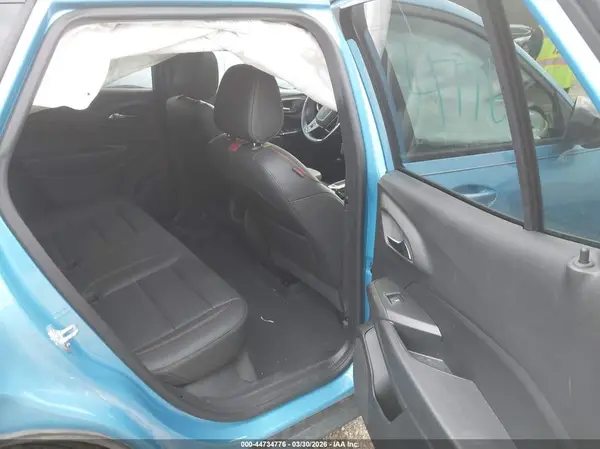 KL77LJEP7SC110429 2025 CHEVROLET TRAX - Image 8