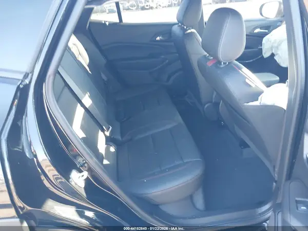 KL77LJEP7SC137162 2025 CHEVROLET TRAX - Image 8