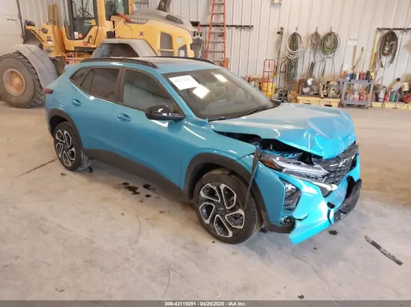 KL77LJEP7SC155662 2025 CHEVROLET TRAX - Image 1