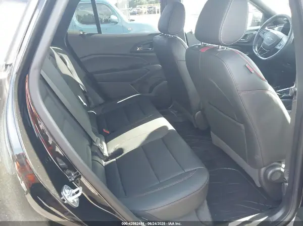 KL77LJEP7SC193862 2025 CHEVROLET TRAX - Image 8