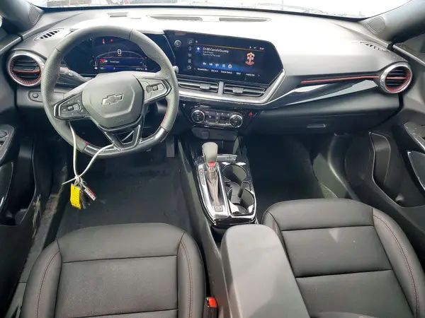 KL77LJEP7SC262663 2025 CHEVROLET TRAX - Image 8