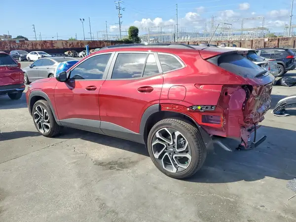 KL77LJEP7SC265451 2025 CHEVROLET TRAX - Image 2