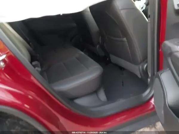 KL77LJEP7SC276384 2025 CHEVROLET TRAX - Image 8