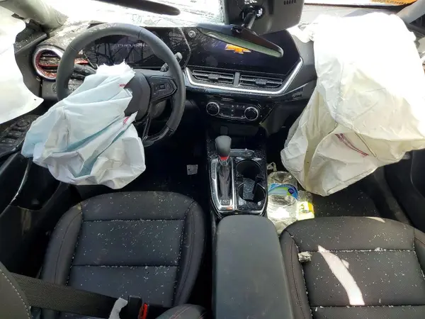 KL77LJEP7TC094623 2026 CHEVROLET TRAX - Image 8