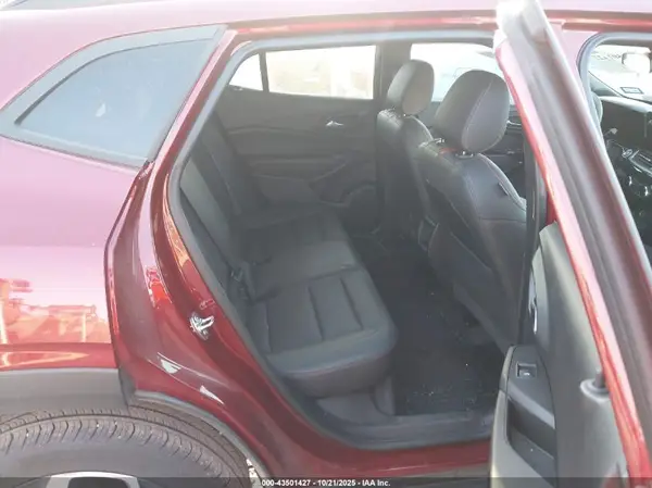 KL77LJEP8SC010016 2025 CHEVROLET TRAX - Image 8
