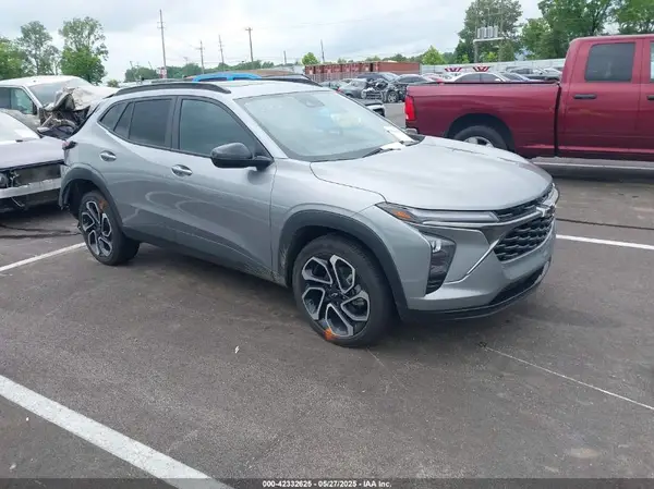 KL77LJEP8SC036602 2025 CHEVROLET TRAX - Image 1