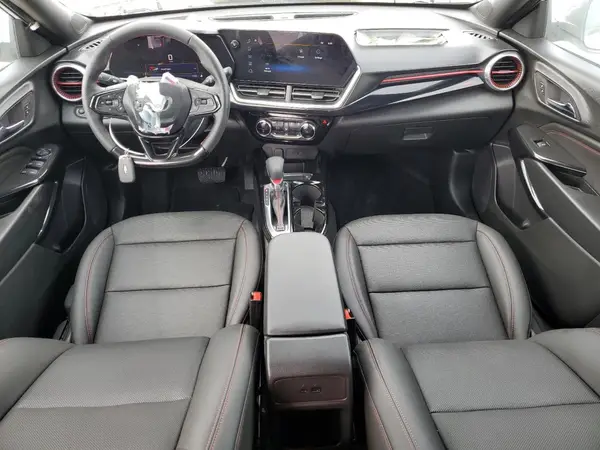 KL77LJEP8SC081264 2025 CHEVROLET TRAX - Image 8