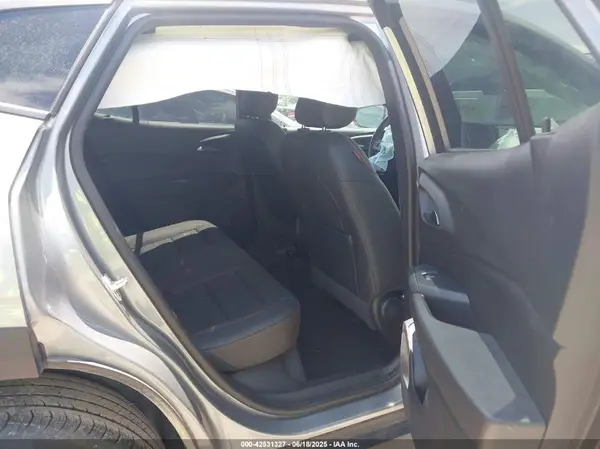 KL77LJEP8SC120788 2025 CHEVROLET TRAX - Image 8