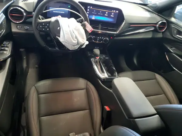KL77LJEP8SC145741 2025 CHEVROLET TRAX - Image 8