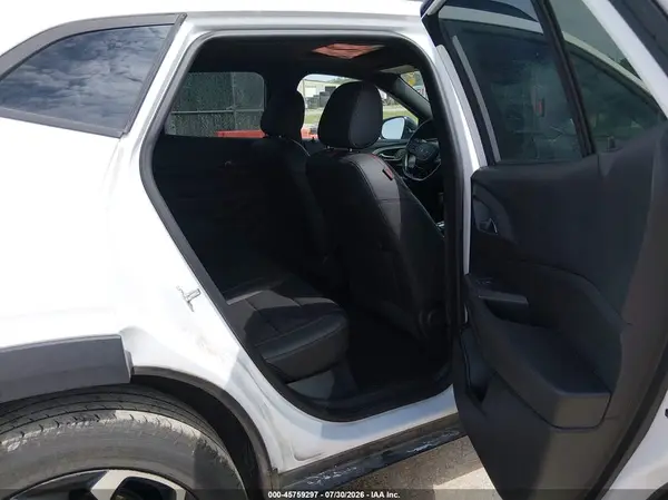 KL77LJEP8SC190534 2025 CHEVROLET TRAX - Image 8