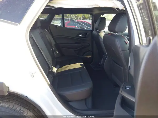 KL77LJEP8SC219174 2025 CHEVROLET TRAX - Image 8