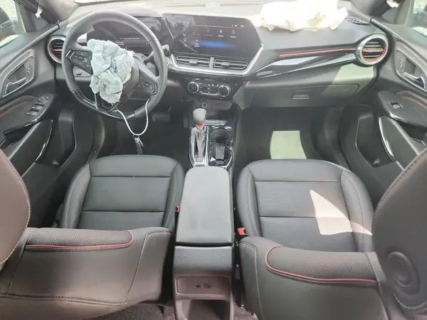 KL77LJEP8SC221071 2025 CHEVROLET TRAX - Image 8
