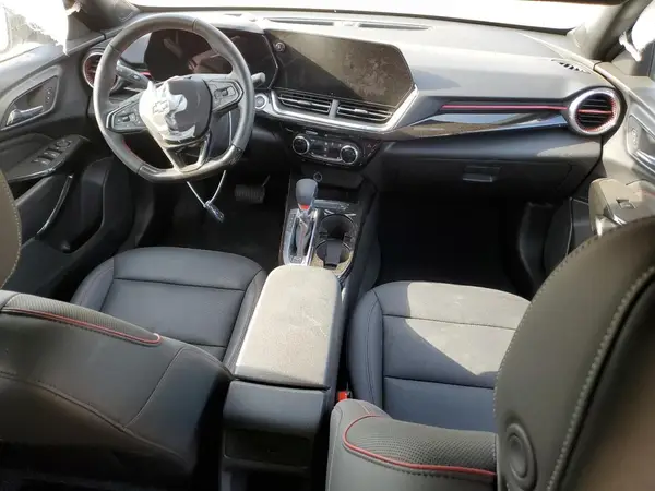 KL77LJEP8SC225783 2025 CHEVROLET TRAX - Image 8