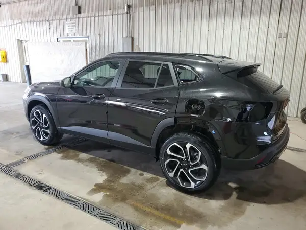 KL77LJEP8SC272733 2025 CHEVROLET TRAX - Image 2