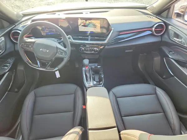 KL77LJEP8TC087759 2026 CHEVROLET TRAX - Image 8