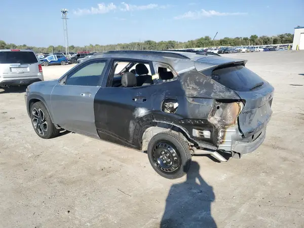 KL77LJEP9SC016987 2025 CHEVROLET TRAX - Image 2