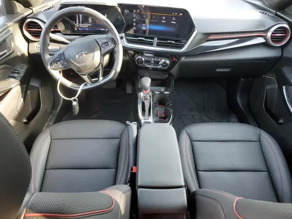 KL77LJEP9SC028993 2025 CHEVROLET TRAX - Image 8