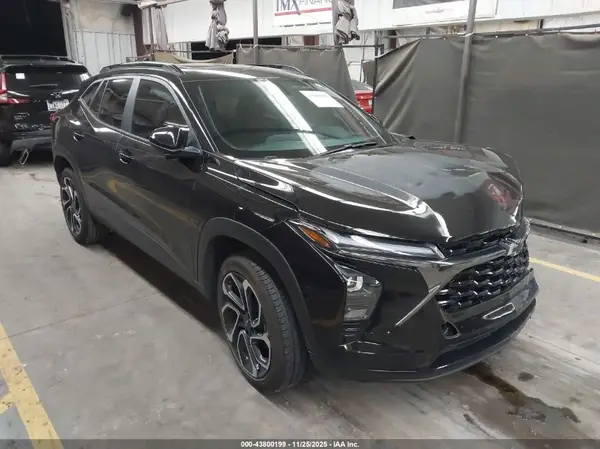 KL77LJEP9SC060021 2025 CHEVROLET TRAX - Image 1