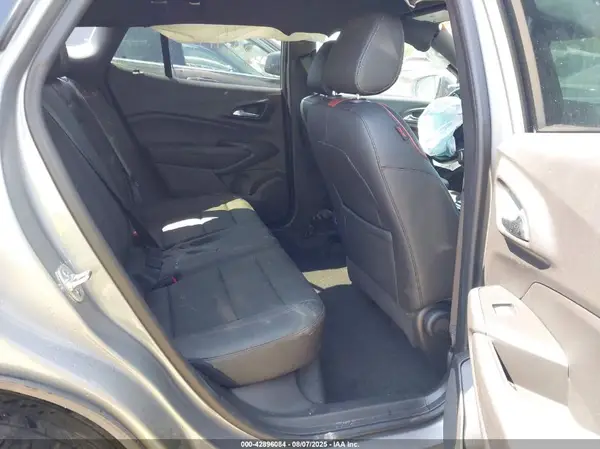KL77LJEP9SC073643 2025 CHEVROLET TRAX - Image 8
