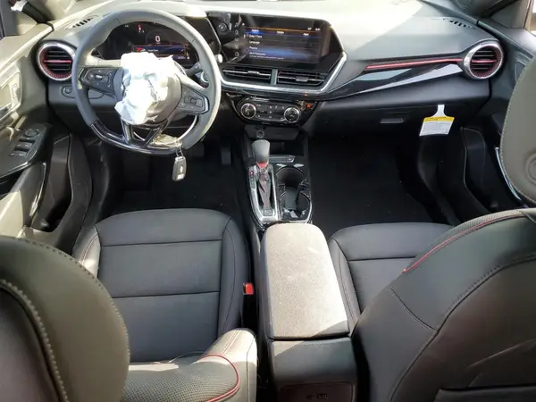 KL77LJEP9SC105667 2025 CHEVROLET TRAX - Image 8