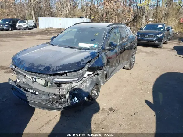 KL77LJEP9SC108844 2025 CHEVROLET TRAX - Image 2