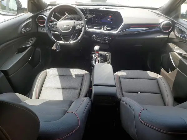 KL77LJEP9TC090122 2026 CHEVROLET TRAX - Image 8