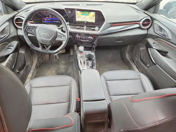 KL77LJEPXSC007084 2025 CHEVROLET TRAX - Image 8