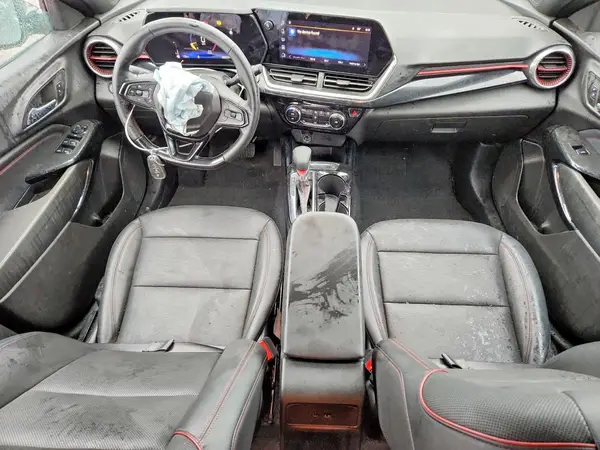 KL77LJEPXSC010440 2025 CHEVROLET TRAX - Image 8