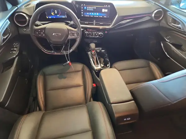 KL77LJEPXSC037573 2025 CHEVROLET TRAX - Image 8