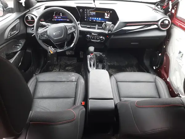 KL77LJEPXSC040232 2025 CHEVROLET TRAX - Image 8