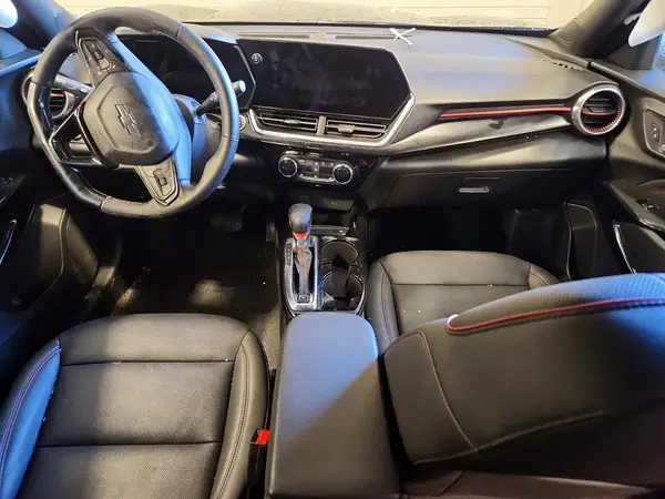 KL77LJEPXSC051988 2025 CHEVROLET TRAX - Image 8