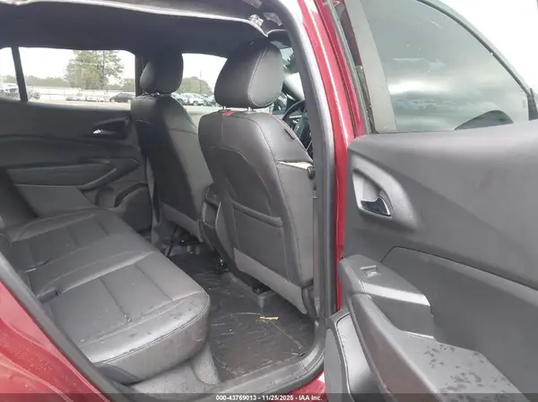 KL77LJEPXSC059976 2025 CHEVROLET TRAX - Image 8