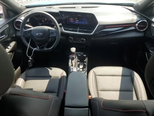 KL77LJEPXSC070699 2025 CHEVROLET TRAX - Image 8