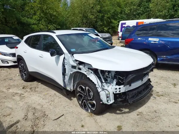 KL77LJEPXSC127807 2025 CHEVROLET TRAX - Image 1