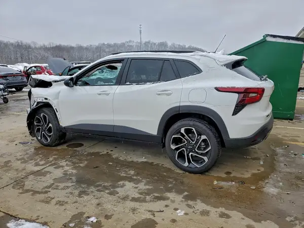 KL77LJEPXSC149788 2025 CHEVROLET TRAX - Image 2