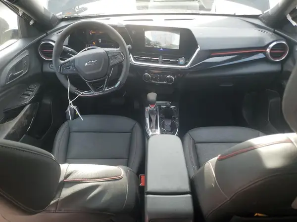 KL77LJEPXSC174559 2025 CHEVROLET TRAX - Image 8