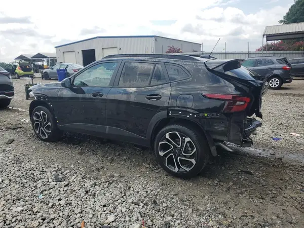 KL77LJEPXSC193872 2025 CHEVROLET TRAX - Image 2