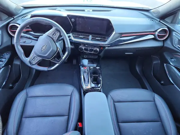 KL77LJEPXSC273236 2025 CHEVROLET TRAX - Image 8