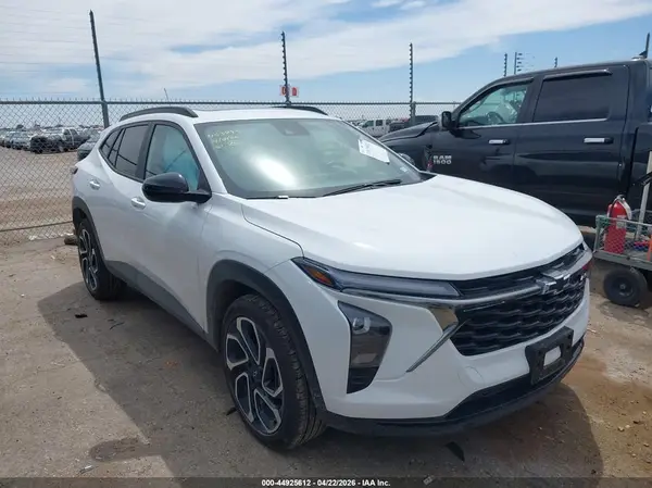 KL77LJEPXSC281000 2025 CHEVROLET TRAX - Image 1