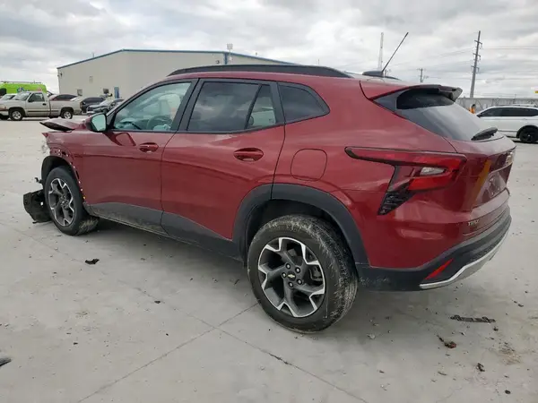 KL77LKE20RC146709 2024 CHEVROLET TRAX - Image 2