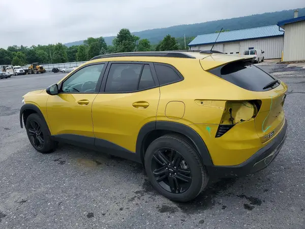KL77LKE20RC152459 2024 CHEVROLET TRAX - Image 2